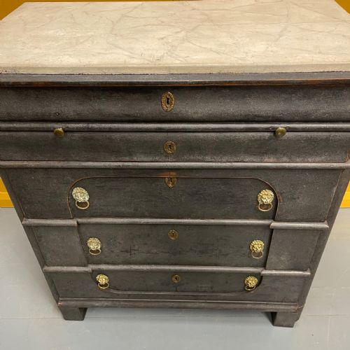 DUTCH 18TH CENTURY PAINTED COMMODE WITH FAUX MARBLE TOP - ADDITIONAL PHOTO 7