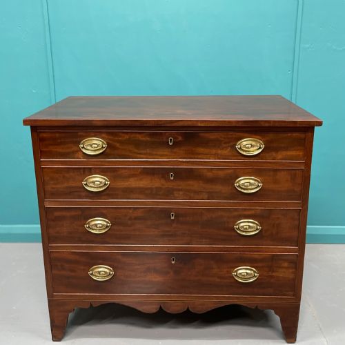 REGENCY MAHOGANY CHEST OF DRAWERS - ADDITIONAL PHOTO 1