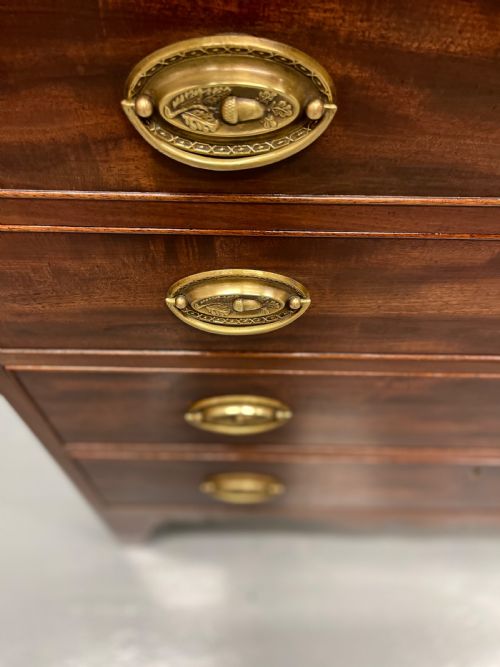 REGENCY MAHOGANY CHEST OF DRAWERS - ADDITIONAL PHOTO 5