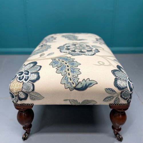 NEWLY UPHOLSTERED OTTOMAN FOOTSTOOL ON BULBOUS LEGS - ADDITIONAL PHOTO 3