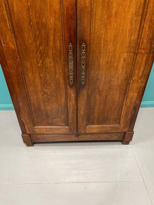 18TH CENTURY NORMANDY LOW CHESTNUT ARMOIRE - ADDITIONAL PHOTO 2