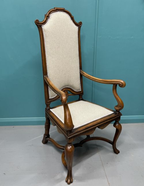 high back occasional hall chair in walnut - CATEGORY: ANTIQUE CHAIRS - DATED 1900