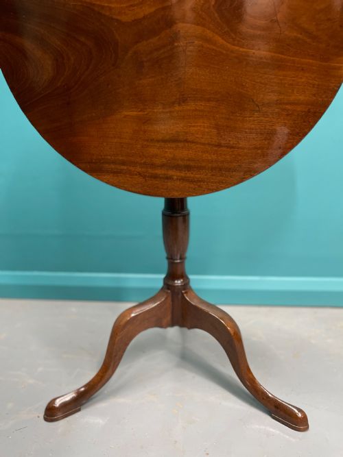 GEORGIAN MAHOGANY ROUND TILT TOP PEDESTAL TABLE - ADDITIONAL PHOTO 2