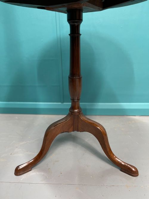 GEORGIAN MAHOGANY ROUND TILT TOP PEDESTAL TABLE - ADDITIONAL PHOTO 7