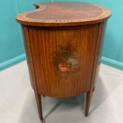 SATINWOOD KIDNEY DESK WITH ORIGINAL PAINTED DECORATION - ADDITIONAL PHOTO 8