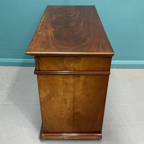 GEORGIAN MAHOGANY AND BRASS INLAID CABINET - ADDITIONAL PHOTO 7