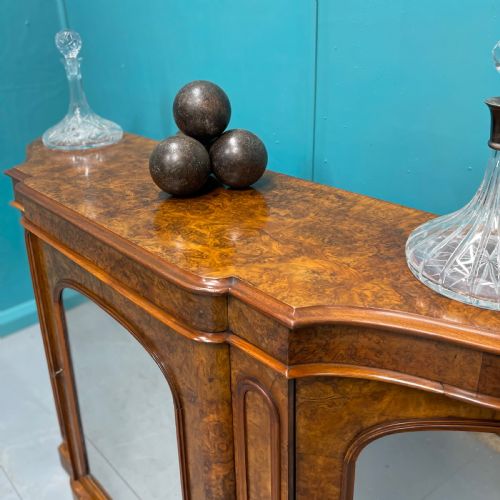 19TH CENTURY BURR WALNUT MIRRORED CREDENZA - ADDITIONAL PHOTO 4