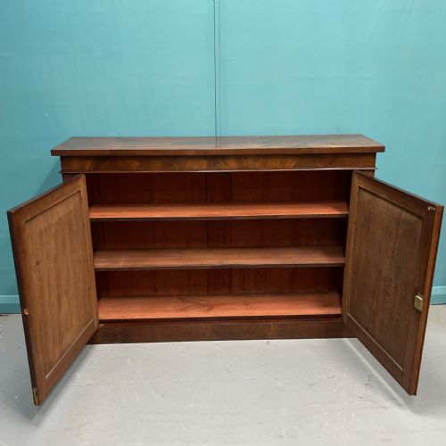 WILLIAM IV MAHOGANY TWO DOOR CABINET - ADDITIONAL PHOTO 2