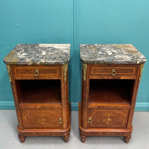pair of french burr walnut bedside cabinets - CATEGORY: ANTIQUE CABINETS - DATED 1900