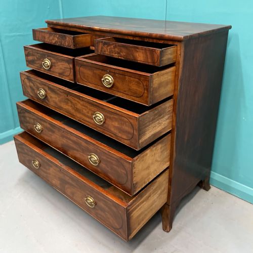GEORGIAN CHEST OF DRAWERS WITH HIDDEN DRAWERS - ADDITIONAL PHOTO 3