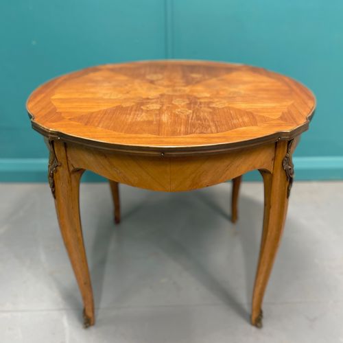 french round coffee table with marquetry - CATEGORY: ANTIQUE TABLES - DATED 1930