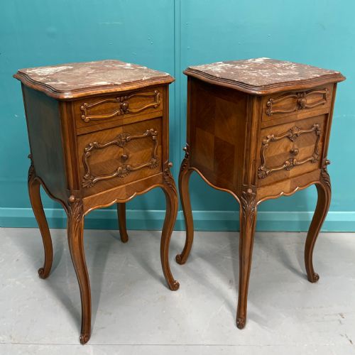 PAIR OF 19TH CENTURY BEDSIDE CABINETS - ADDITIONAL PHOTO 6