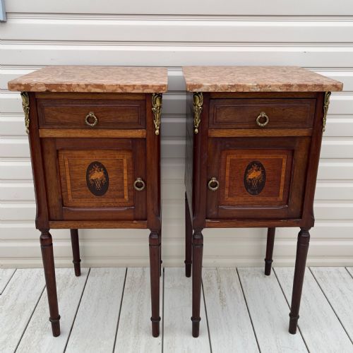 pair of french marble top bedside cabinets - CATEGORY: ANTIQUE CUPBOARDS - DATED 19TH CENTURY