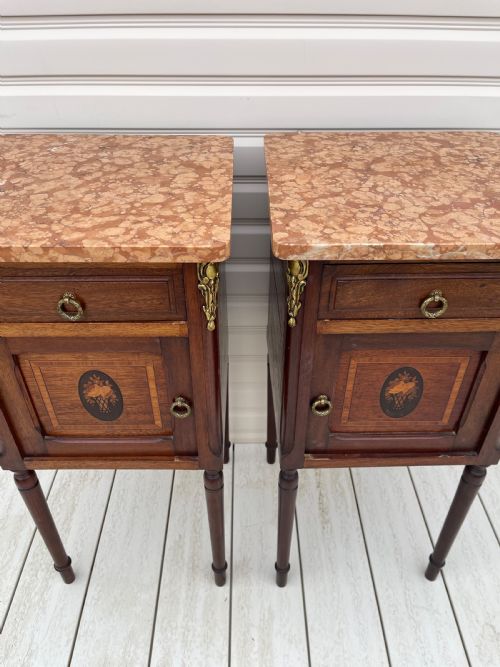PAIR OF FRENCH MARBLE TOP BEDSIDE CABINETS - ADDITIONAL PHOTO 1