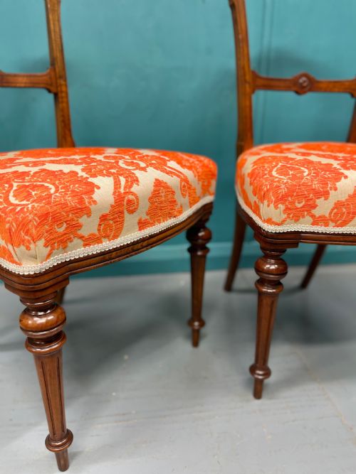 PAIR OF EDWARDIAN WALNUT SIDE OR HALL CHAIRS - ADDITIONAL PHOTO 3