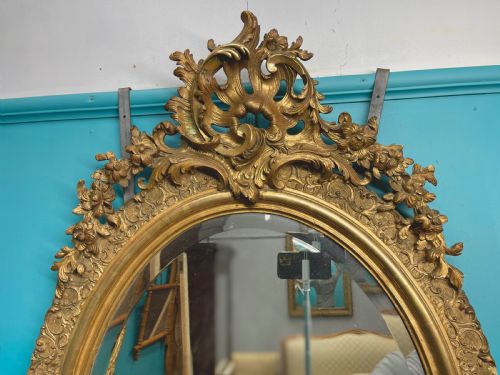 LARGE FRENCH OVAL GILT MIRROR WITH BEVELLED GLASS - ADDITIONAL PHOTO 2