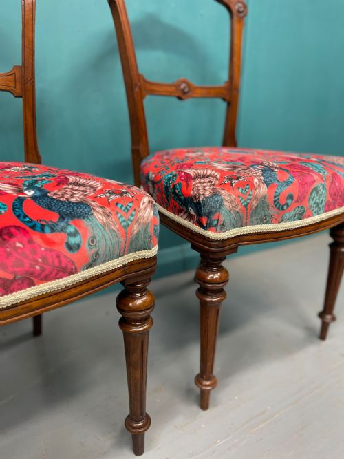 PAIR OF NEWLY UPHOLSTERED EDWARDIAN SIDE CHAIRS - ADDITIONAL PHOTO 3