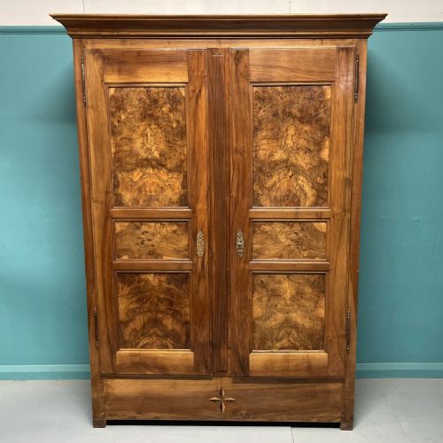 french 19th century burr walnut armoire - CATEGORY: ANTIQUE CUPBOARDS - DATED 1800