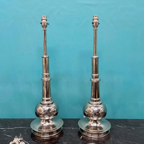 IMPRESSIVE PAIR OF NICKEL PLATED LAMPS - ADDITIONAL PHOTO 3