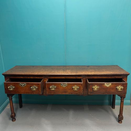GEORGIAN OAK DRESSER BASE WITH CROSS BANDING - ADDITIONAL PHOTO 4