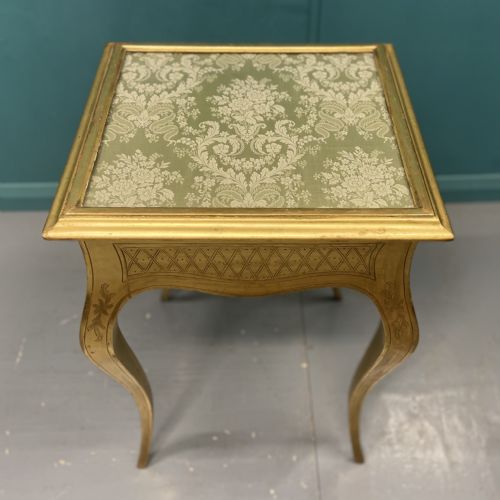 EXCEPTIONAL 19TH CENTURY GOLD LEAF SIDE LAMP TABLE - ADDITIONAL PHOTO 1