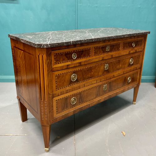 ITALIAN MARBLE TOP COMMODE WITH CHEVRON BANDING - ADDITIONAL PHOTO 2