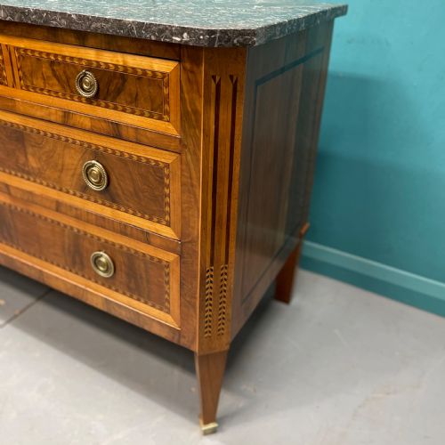 ITALIAN MARBLE TOP COMMODE WITH CHEVRON BANDING - ADDITIONAL PHOTO 6