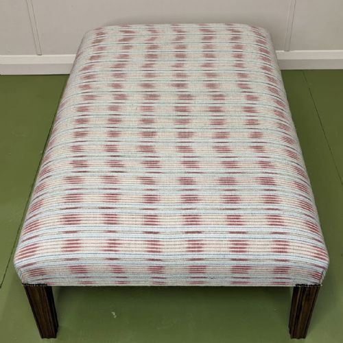 LARGE NEWLY UPHOLSTERED FOOTSTOOL WITH TAPERED LEGS - ADDITIONAL PHOTO 3