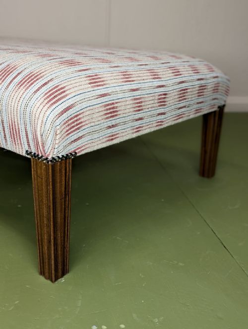 LARGE NEWLY UPHOLSTERED FOOTSTOOL WITH TAPERED LEGS - ADDITIONAL PHOTO 5