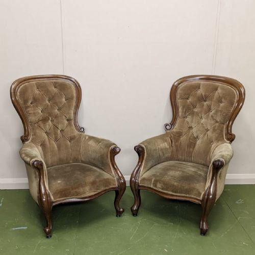 very near pair of spoon back armchairs - CATEGORY: ANTIQUE CHAIRS - DATED 19TH CENTURY