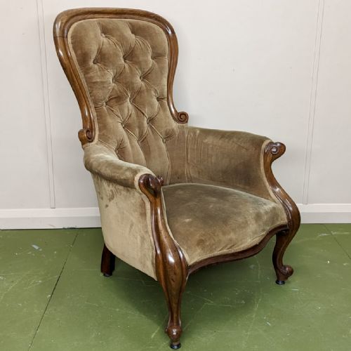 VERY NEAR PAIR OF SPOON BACK ARMCHAIRS - ADDITIONAL PHOTO 5