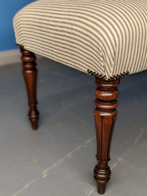5 LONG STOOL IN BUTTONED TICKING STRIPES - ADDITIONAL PHOTO 2