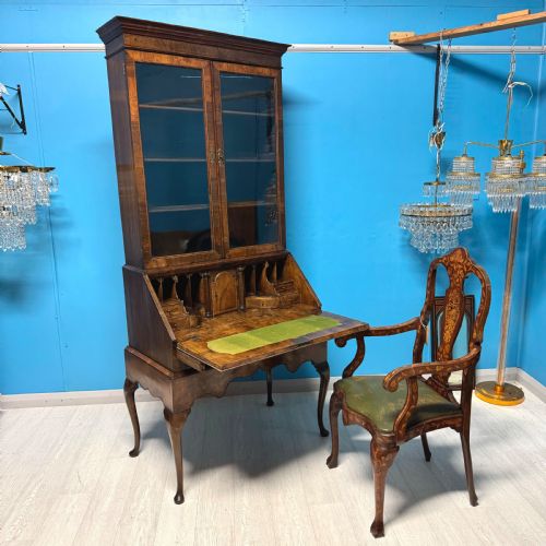GEORGE II WALNUT BUREAU BOOKCASE ON STAND - ADDITIONAL PHOTO 1
