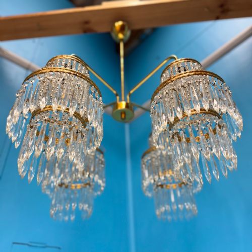 4 BRANCH CZECH CUT CRYSTAL CHANDELIER - ADDITIONAL PHOTO 9