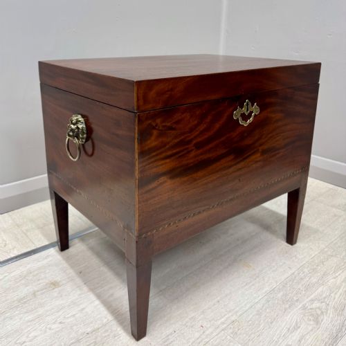 GEORGIAN MAHOGANY CELLARETTE WITH LIONS MASK - ADDITIONAL PHOTO 1