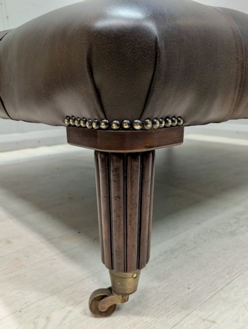 LARGE COUNTRY HOUSE BUTTONED LEATHER CENTRE STOOL - ADDITIONAL PHOTO 1