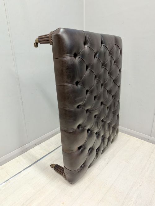 LARGE COUNTRY HOUSE BUTTONED LEATHER CENTRE STOOL - ADDITIONAL PHOTO 4