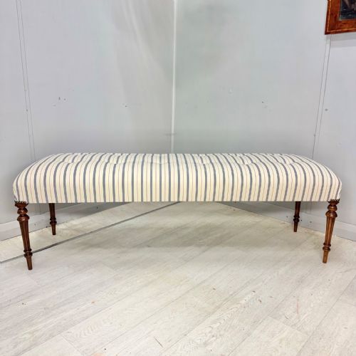 19TH CENTURY LONG STOOL IN BUTTONED TICKING STRIPES - ADDITIONAL PHOTO 4