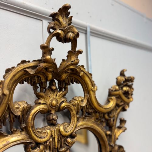 SPECTACULAR 18TH CENTURY CARVED GILTWOOD MIRROR - ADDITIONAL PHOTO 3