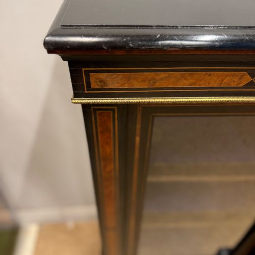 LATE 19TH CENTURY EBONISED AND INLAID BREAKFRONT BOOKCASE - ADDITIONAL PHOTO 3