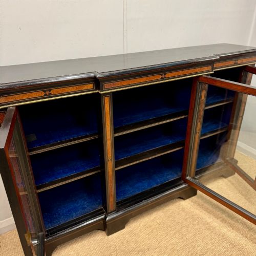 LATE 19TH CENTURY EBONISED AND INLAID BREAKFRONT BOOKCASE - ADDITIONAL PHOTO 6