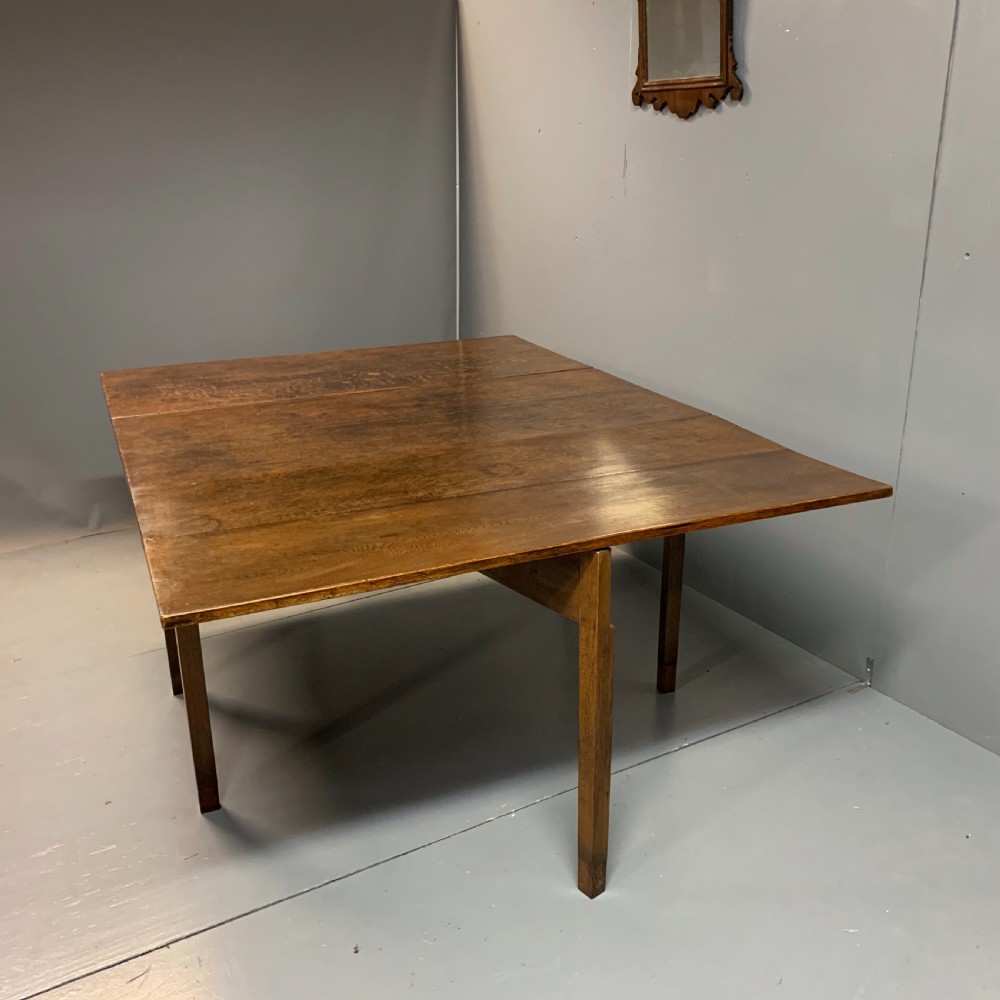 8 to 10 seater Georgian oak table  View VI