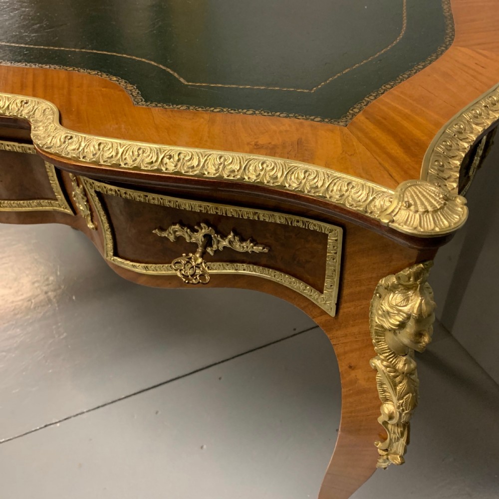 Very fine quality French bureau plat writing table 113cm wide  View IX