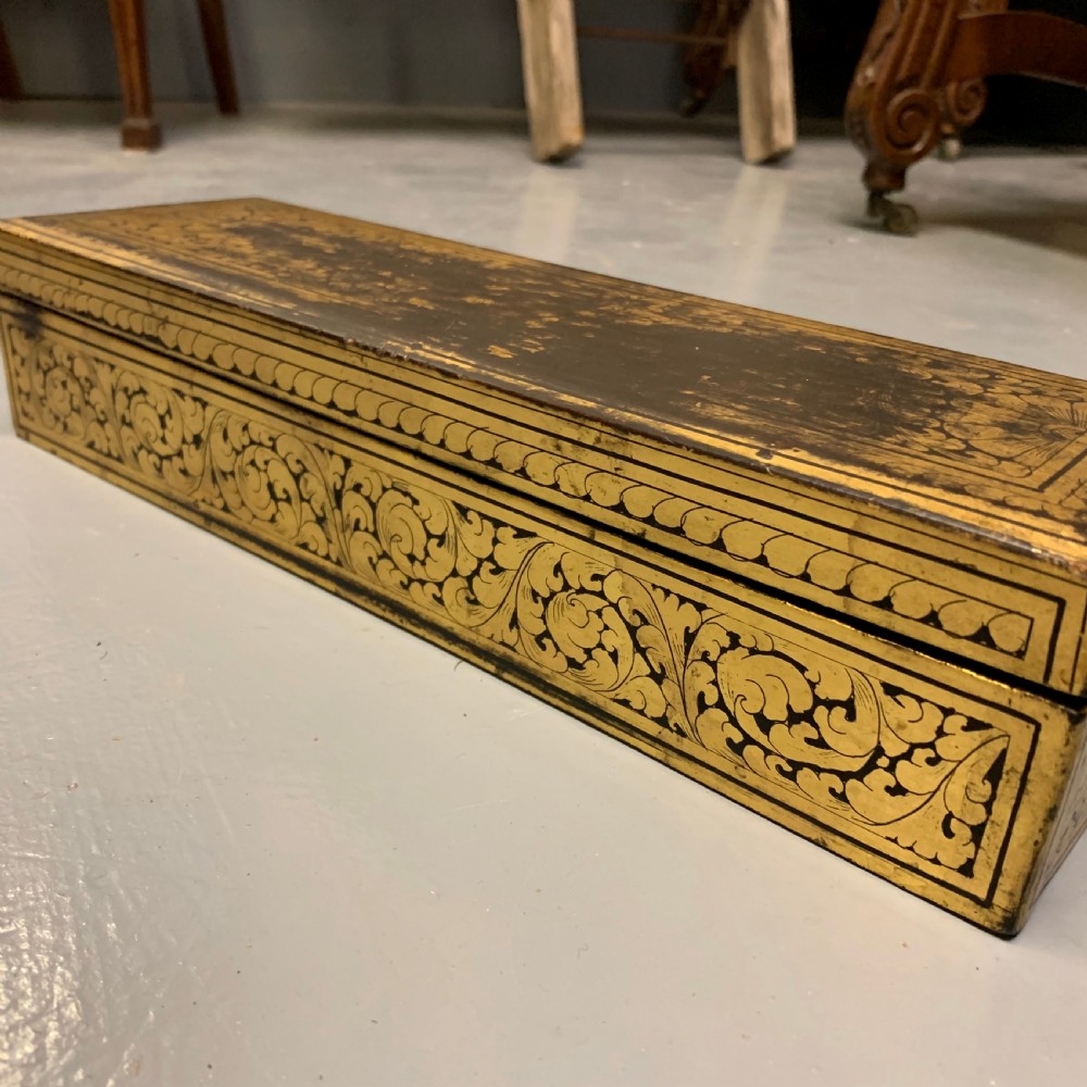Gilt on black lacquer oblong glove or jewellery box View IV