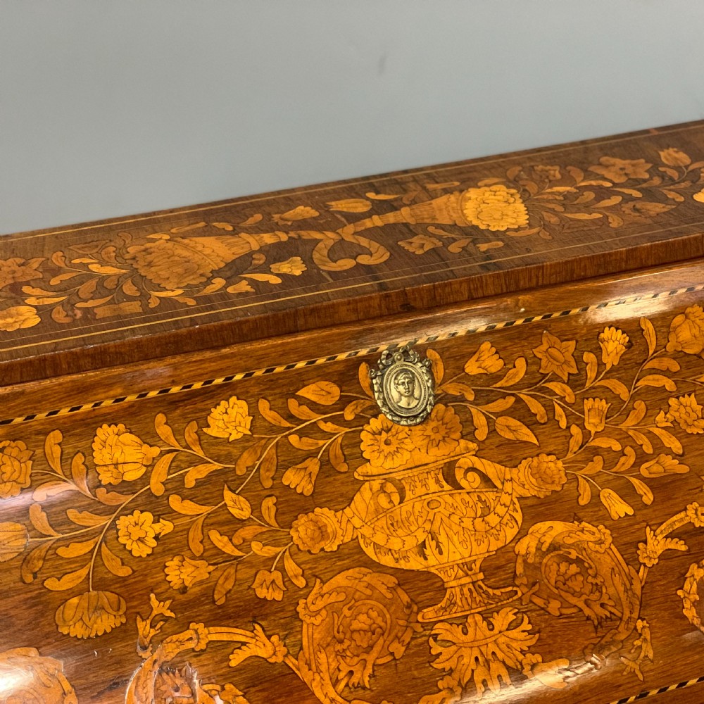 Early 19th century Dutch marquetry bureau View VIII