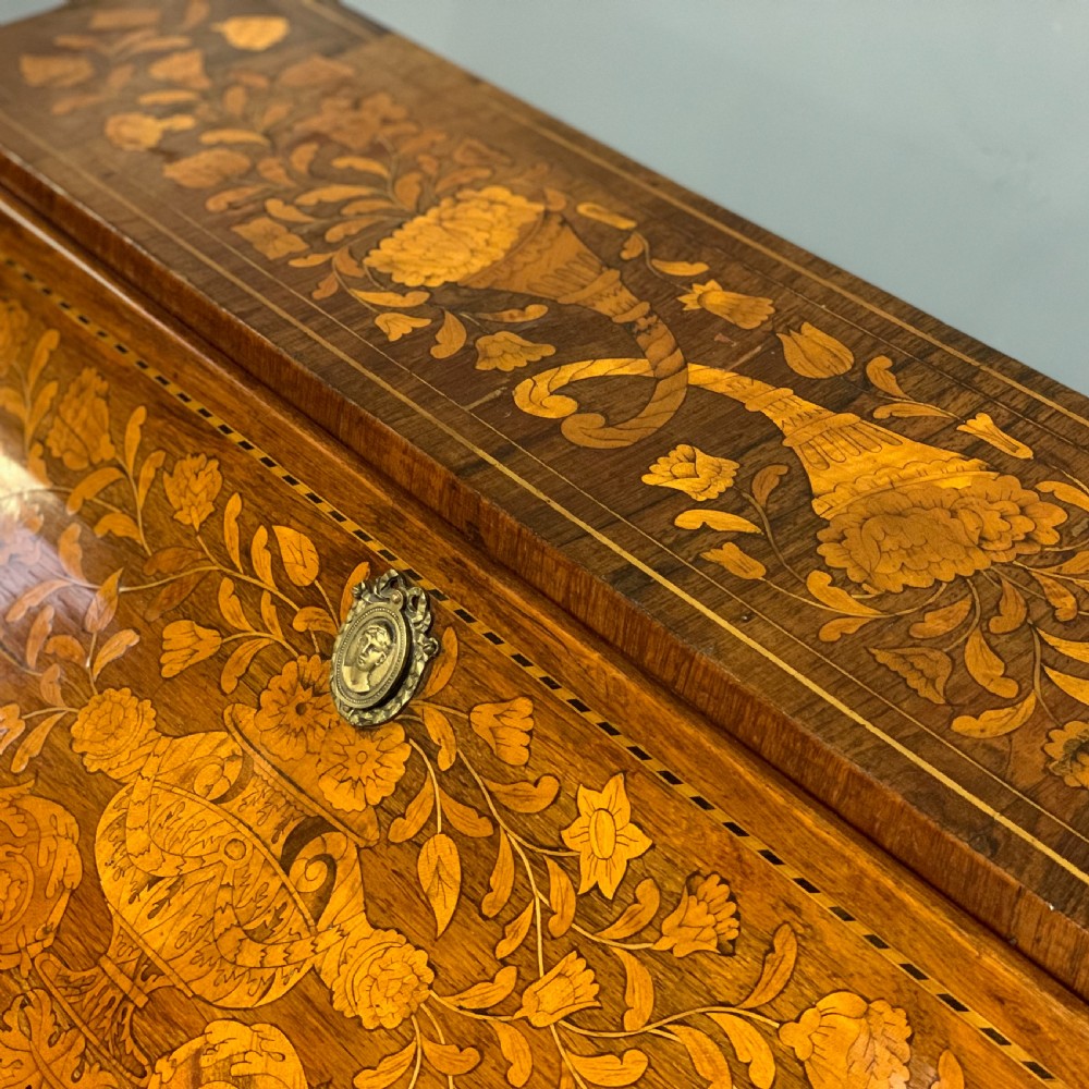 Early 19th century Dutch marquetry bureau View XI