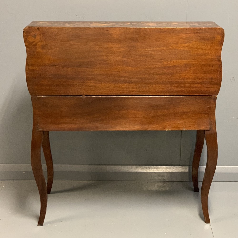 Early 19th century Dutch marquetry bureau View XII