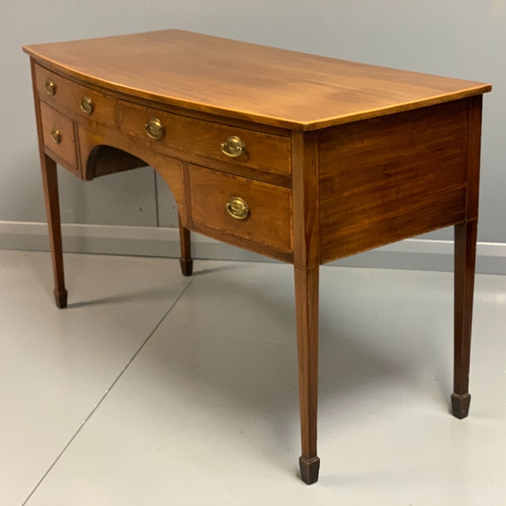 Georgian mahogany dressing table set View II
