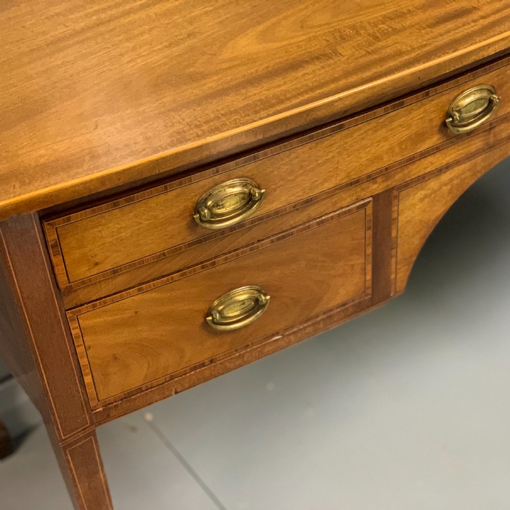 Georgian mahogany dressing table set View III