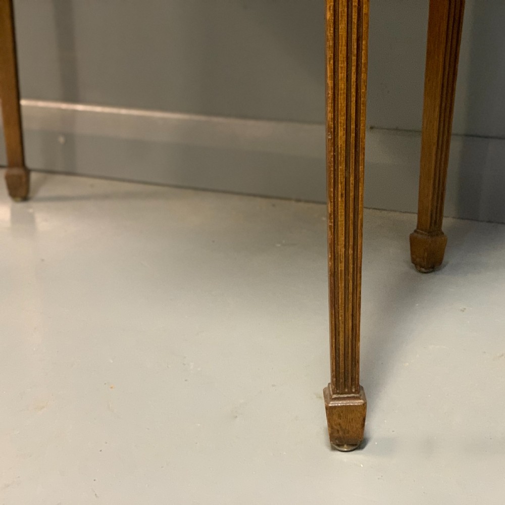 Edwardian kidney shape dressing table View IX
